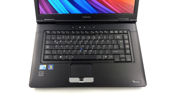 Ноутбук Toshiba Tecra A11 Intel Core I5-560M 4 GB RAM 500 GB HDD [15.6"] - Б/В - 630241