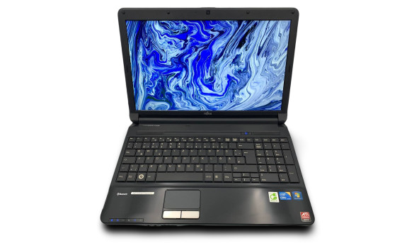 Ноутбук Fujitsu AH530 Intel Core i3-370M 6 GB RAM 128 GB SSD Radeon HD 4650 [15.6"] - Б/В