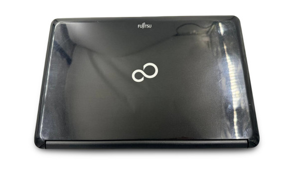 Игровой ноутбук Fujitsu AH530 Intel Core i3-370M 6 GB RAM 128 GB SSD Radeon HD 4650 [15.6"] - Б/У - 630254