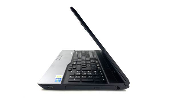 Ноутбук Fujitsu Lifebook AH532 Intel Core i5-3230M 8 GB RAM 128 GB SSD [15.6"] - Б/В - 630288