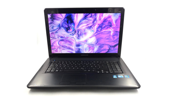 Ноутбук Medion E7214 Intel Core i3-350M 6 GB RAM 128 GB SSD 500 GB HDD [17.3"] - Б/В - 630358