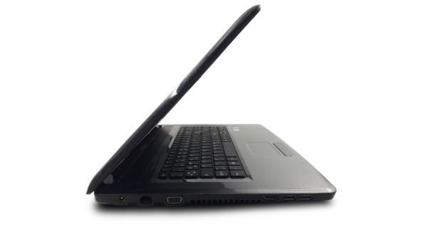 Ноутбук Medion Akoya E7222 Intel Core I3-2350M 6 GB RAM 128 GB SSD 750 GB HDD [17.3"] - Б/В - 630367