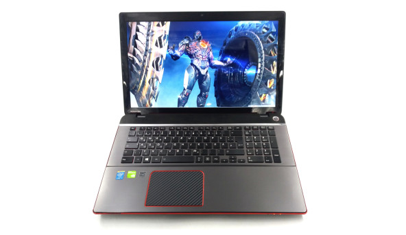 Игровой ноутбук Toshiba Qosmio X70 Core I7-4700MQ 16 RAM 128 SSD 500 HDD GeForce GTX 770M [17.3" FullHD] - Б/У