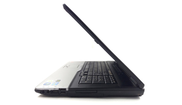 Игровой ноутбук Fujitsu H920 Core I7-3720QM 12 RAM 128 SSD 1000 HDD nVIDIA Quadro K3000M [17.3" FullHD] - Б/У - 631109
