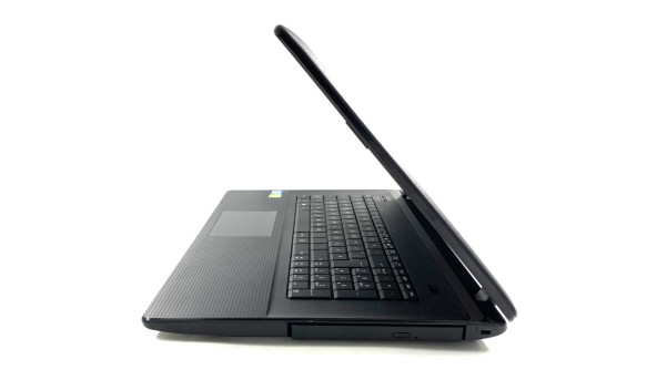 Ігровий ноутбук Asus F75VC Core I5-3230M 8 RAM 128 SSD 750 HDD NVIDIA GeForce GT 720M [17.3"] - Б/В - 631117