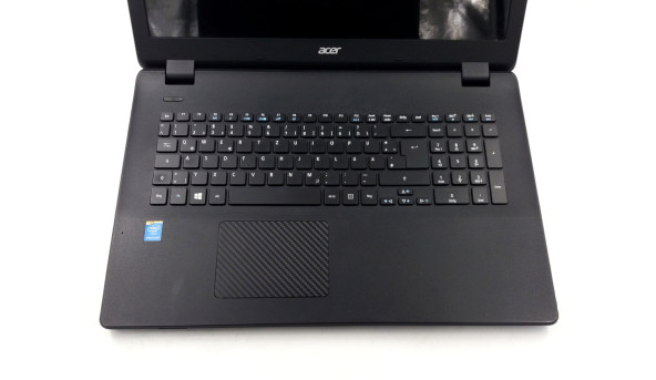 Ноутбук Acer Aspire ES1-731 Intel Pentium N3700 8 GB RAM 128 GB SSD 500 GB HDD [17.3"] - Б/У - 631123