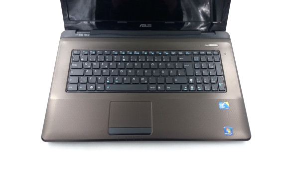 Ігровий ноутбук Asus Pro7AJ Intel Core I5-430M 8 RAM 120 SSD 320 HDD ATI Mobility Radeon HD 5145 [17.3"] - Б/В - 631125