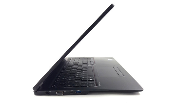 Ноутбук Fujitsu Lifebook U757 Intel Core I5-6300U 8 GB RAM 250 GB SSD [15.6"] - Б/В - 631144