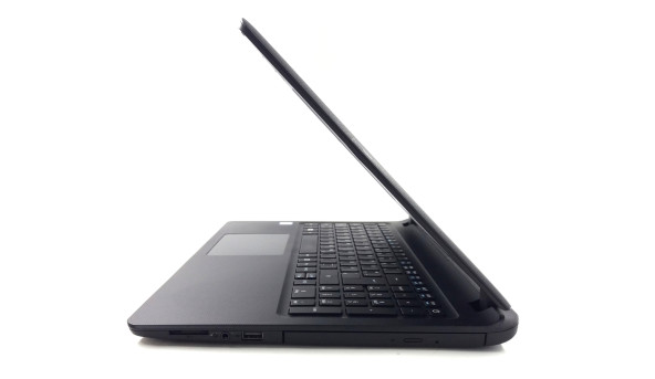 Ноутбук Acer Aspire ES1-572 Intel Core I3-6006U 8 GB RAM 240 GB SSD [15.6" FullHD] - Б/В - 631153