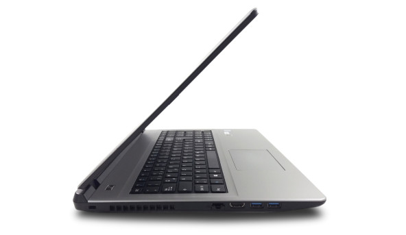 Ноутбук Medion Akoya E6432 Intel Core I3-6300U 8 GB RAM 240 GB SSD [IPS 15.6" FullHD] - Б/В - 631154