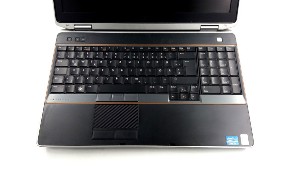 Ноутбук Dell Latitude E6520 Intel Core i7-2640M 8 GB RAM 128 GB SSD [15.6"] - Б/У - 631156