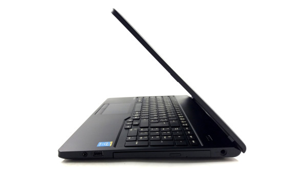 Ноутбук Fujitsu LifeBook A555 Intel Core I5-5200U 8 GB RAM 128 GB SSD [15.6" ] - Б/У - 631171