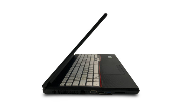 Ноутбук Fujitsu LifeBook E554 Intel Core i5-4200M 8 GB RAM 120 GB SSD + 320 GB HDD [15.6"] - Б/В - 631210