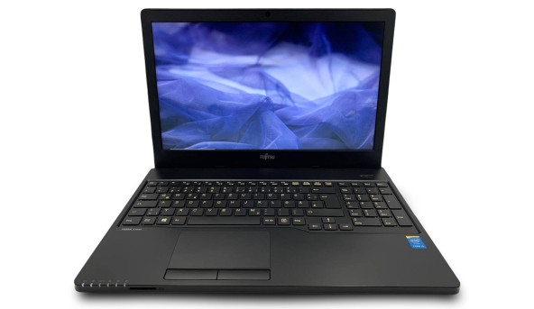 Ноутбук Fujitsu LifeBook A555 Intel Core i5-5200U 8 GB RAM 128 GB SSD [15.6"] - Б/В - 631212