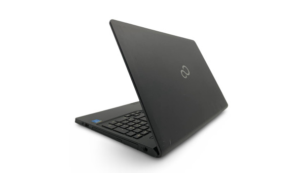 Ноутбук Fujitsu LifeBook A555 Intel Core i5-5200U 8 GB RAM 128 GB SSD [15.6"] - Б/В - 631212