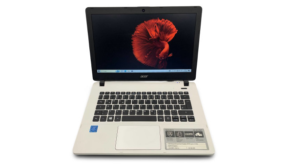 Ноутбук Acer ES1-331 Intel Pentium N3710  8 GB RAM + 500 GB HDD [13.3" LCD ]  Б/У