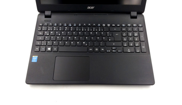 Ноутбук Acer Aspire ES1-571 Intel Core I3-5005U 8 GB RAM 120 GB SSD [15.6" FullHD] - Б/В - 631238