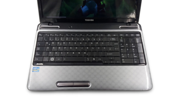 Ігровий ноутбук Toshiba L755 Intel I5-2410M 8 RAM 128 SSD 640 HDD NVIDIA GeForce GT 525M [15.6"] - Б/В - 631275