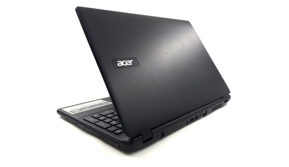 Ноутбук Acer Aspire ES1-571 Intel Core I3-5005U 8 GB RAM 1000 GB HDD [15.6"] - Б/В - 631325