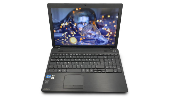 Ноутбук Toshiba Satellite C50-A Intel Core i3-3110M 8 GB RAM 128 GB SSD + 500 GB HDD [15.6"] - Б/В