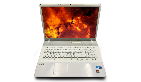 Ноутбук Sony PCG-91112M  Intel Core i3-330M 8 GB RAM 128 GB SSD + 250 GB HDD AMD Radeon HD 5470 [17.1" HD+] - Б/В