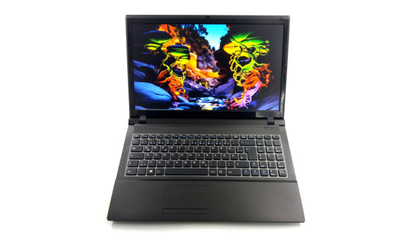 Ноутбук Terra 1526 Intel Pentium T4500 6 GB RAM 120 GB SSD [15.6"] - Б/У