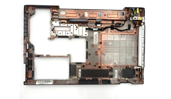 Нижняя часть корпуса  для ноутбука Lenovo ThinkPad L512 L520   3FGC8BALV10 04W1740   Б/У