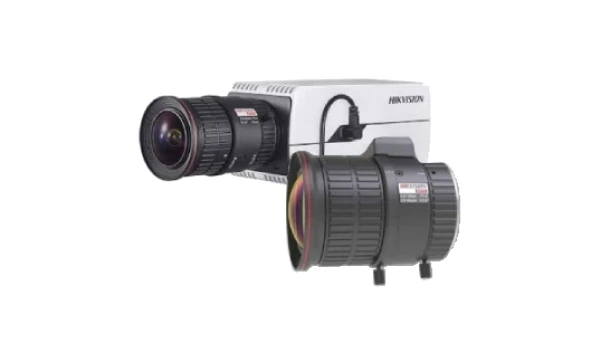 Комплект IP видеокамера Hikvision DS-2CD5026G0-AP 2МП + объектив HV3816D-8MPIR