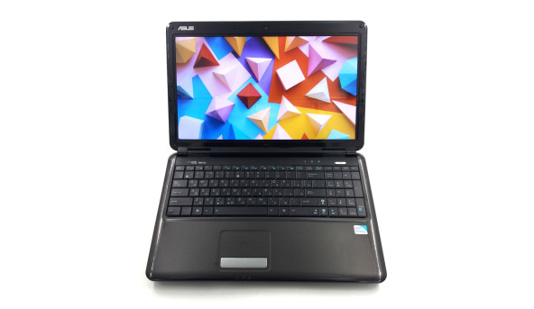 Ноутбук Asus X5DI Intel Pentium T4500 4 GB RAM 120 GB SSD [15.6"] - Б/В