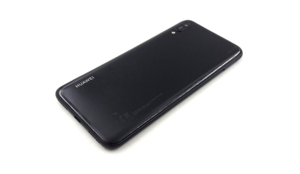 Смартфон Huawei Y6 2019 (MRD-LX1) MediaTek MT6761 2/32 GB 8/13 MP Android 9 [IPS 6.09"] - Б/У - 632994