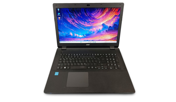 Игровой ноутбук Acer Aspire ES1-731 Intel Pentium N3700 8 RAM 256 SSD nVIDIA GeForce 910M [17.3"] - Б/У