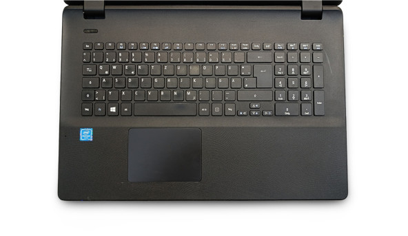 Игровой ноутбук Acer Aspire ES1-731 Intel Pentium N3700 8 RAM 256 SSD nVIDIA GeForce 910M [17.3"] - Б/У - 633540
