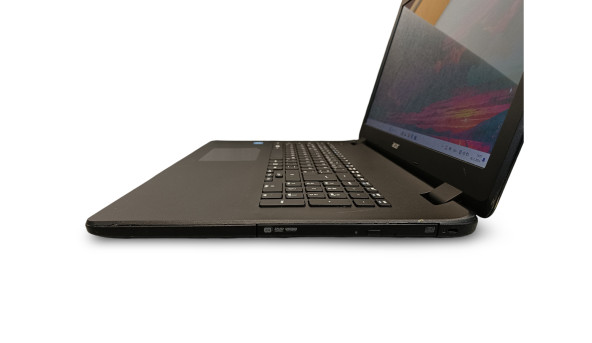 Игровой ноутбук Acer Aspire ES1-731 Intel Pentium N3700 8 RAM 256 SSD nVIDIA GeForce 910M [17.3"] - Б/У - 633540