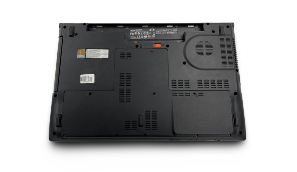 Ігровий ноутбук Acer Aspire V3-771G Core I3-2328M 8 RAM 128 SSD 320 + 500 HDD GeForce GT 630M [17.3"] - Б/В - 633966