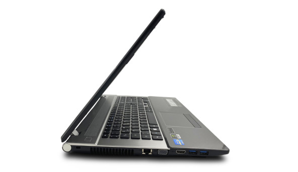 Ігровий ноутбук Acer Aspire V3-771G Core I3-2328M 8 RAM 128 SSD 320 + 500 HDD GeForce GT 630M [17.3"] - Б/В - 633966