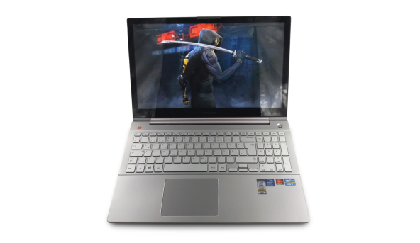 Ігровий ноутбук Samsung 880z Intel Core I7-3635QM 12 RAM 500 SSD AMD Radeon R9 M200X [Touch 15.6"FullHD] - Б/В