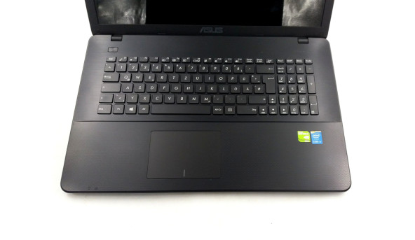Ігровий ноутбук Asus F751MA Intel Core I3-4030U 8 RAM 128 SSD 500 HDD NVIDIA GeForce 820M [17.3"] - Б/В - 634117