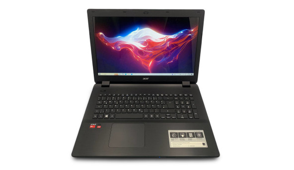 Ноутбук Acer E5-721 AMD A6-6310 8 GB RAM + 120 GB SSD [17.3" LCD ]  Б/У
