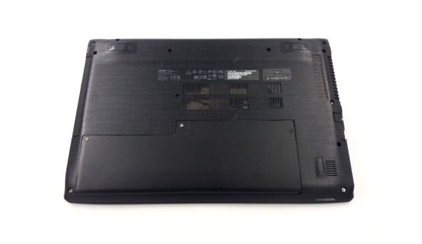 Уцінка! Ігровий ноутбук Acer E5-575G Core i5-7200U 8 RAM 128 SSD 320 HDD GeForce GTX 950M [15.6" FullHD] - Б/В - 634129