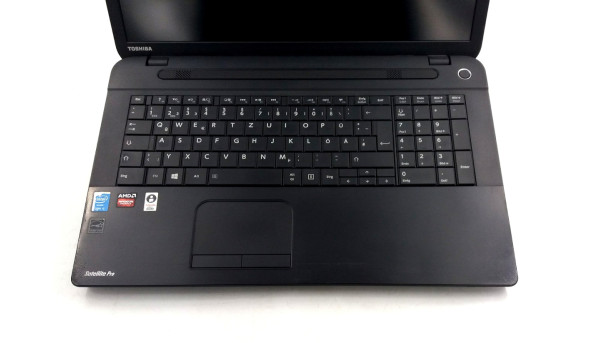 Ігровий ноутбук Toshiba C70-B Intel Core I5-4200U 8 RAM 128 SSD 500 HDD AMD Radeon R7 M260 [17.3"] - Б/В - 634152