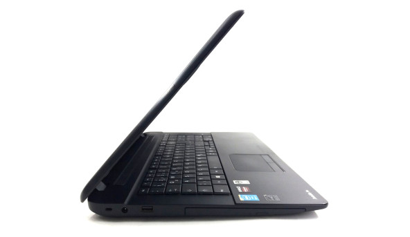 Ігровий ноутбук Toshiba C70-B Intel Core I5-4200U 8 RAM 128 SSD 500 HDD AMD Radeon R7 M260 [17.3"] - Б/В - 634152