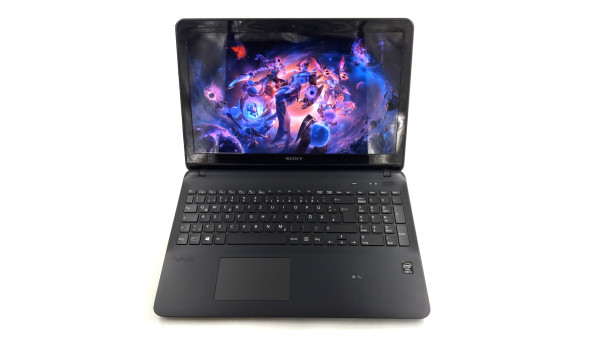 Ігровий ноутбук Sony SVF153A1YM Intel Core i3-4005U 8 RAM 128 SSD 500 HDD NVIDIA GeForce GT 740M [15.6"] - Б/В