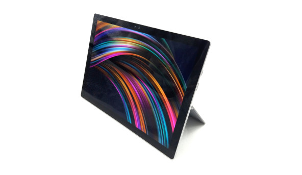 1 Планшет Microsoft Surface Pro 4 Intel Core i7-6650U 8 GB RAM 256 GB SSD [IPS 12.3"] - Б/В - 634195