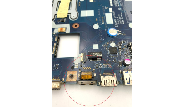 Материнська плата Z5WE1 LA-9535P для ноутбука ACER Aspire E1-530 INTEL Pentium 2117U Б/В - 634417