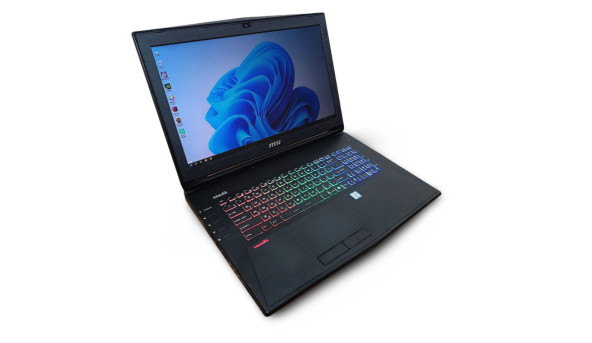 Игровой ноутбук MSI GT72VR 7RE Core i7-7700HQ 32 RAM 512 SSD 1000 HDD GeForce GTX 1070 [17.3" FullHD] - Б/У - 634717