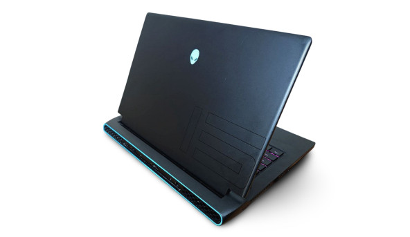 Игровой ноутбук Dell Alienware M15 R5 Ryzen 7 5800H 32 RAM 1000 SSD GeForce RTX 3070 [15.6" FullHD] - Б/У - 636298