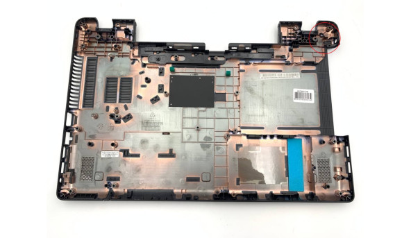 Нижняя часть корпуса для ноутбука Acer Aspire E5-511 E5-571 E5-521 E5-551 AP154000O00 Б/У - 636823