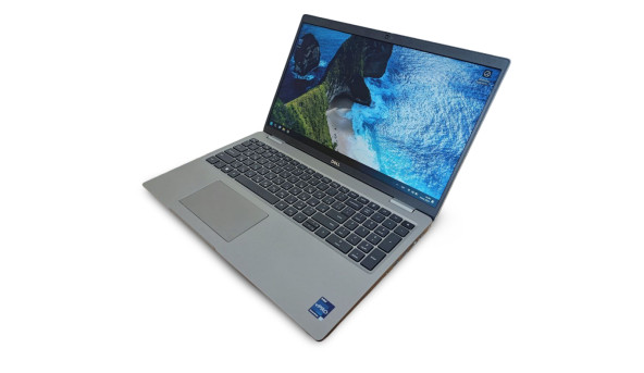Ігровий ноутбук Dell Precision 3570 Intel Core i5-1235U 16 GB RAM 512 GB SSD Nvidia Quadro T550 [15.6"] - Б/В - 636828