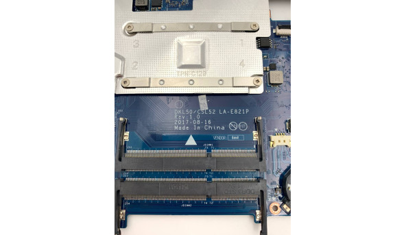 Материнська плата HP 15-bs DKL50 LA-E821P Rev:1.0 Intel SR2Z5 Pentium N4200 Б/В - 637749