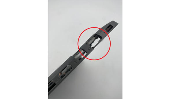 Нижня частина корпуса для ноутбука Lenovo V330 UL-E302447 AP268000O00SVT Б/В - 639682